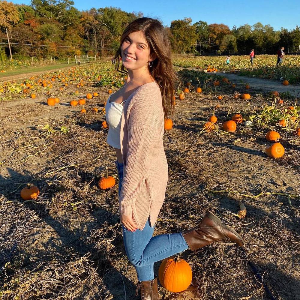 Meet your Posher, Jordyn